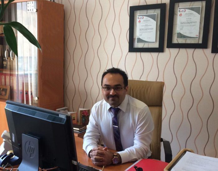 عکس-مدیر-عامل-700x550